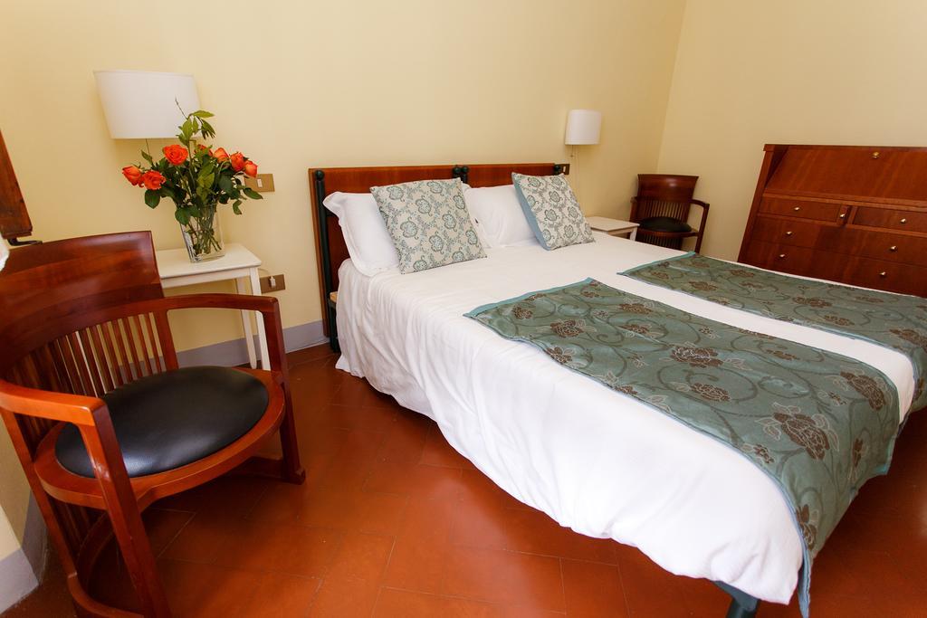 Villa Del Pino B&Bポッジボンシ エクステリア 写真